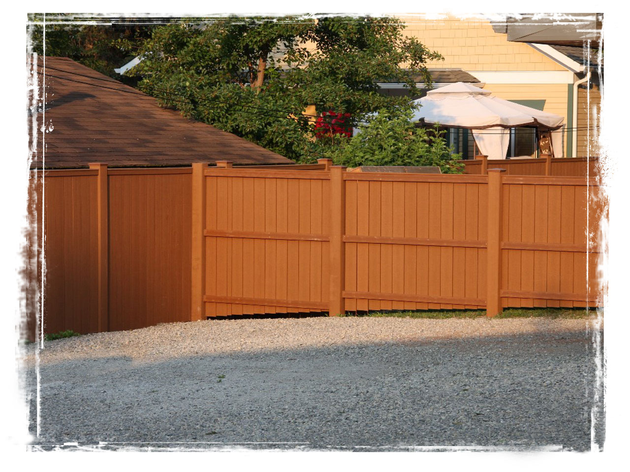 Fence construction in Cochrane